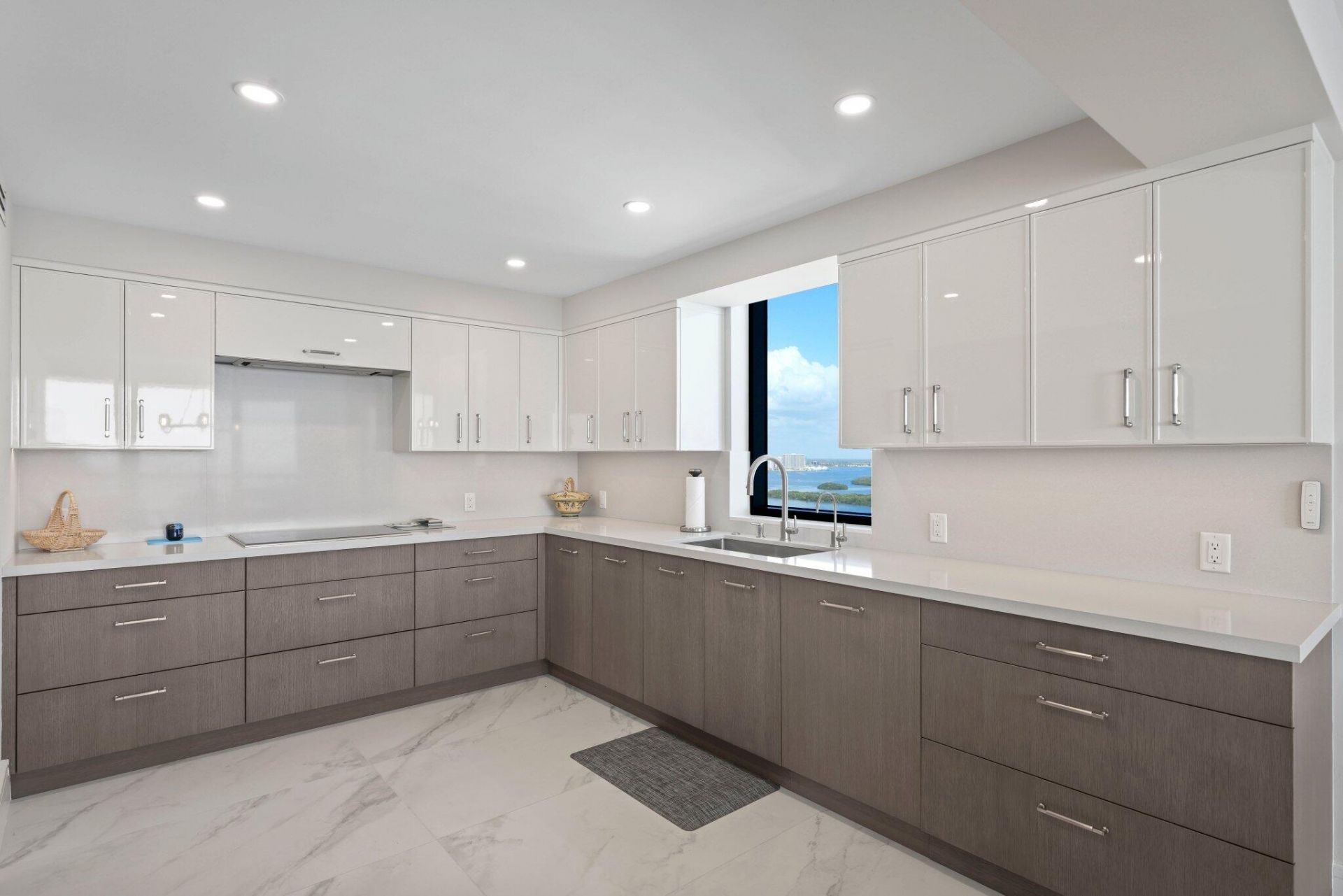 5380 N Ocean, Unit 24i, Riviera Beach, FL 33404 Photo