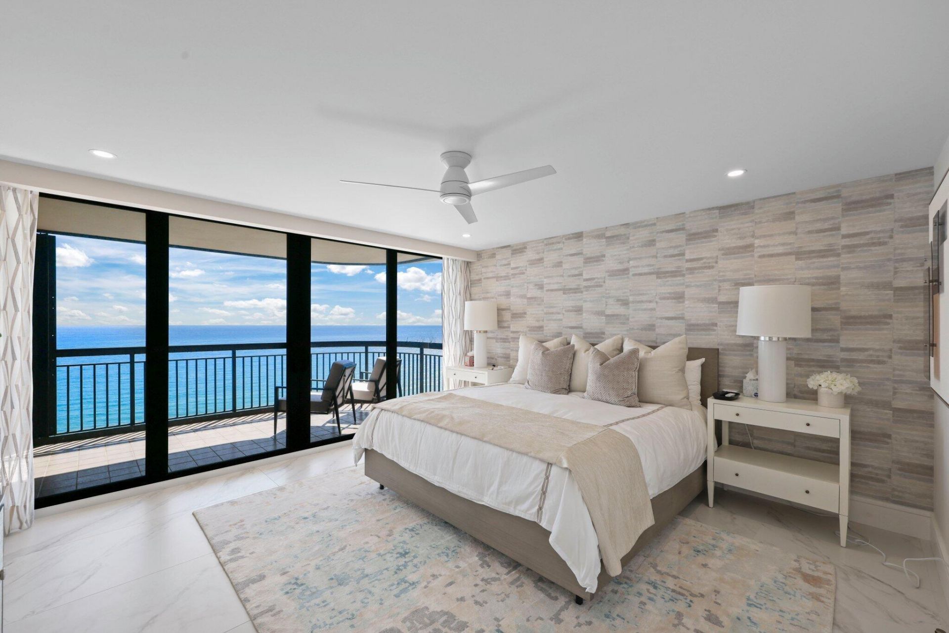 5380 N Ocean, Unit 24i, Riviera Beach, FL 33404 Photo