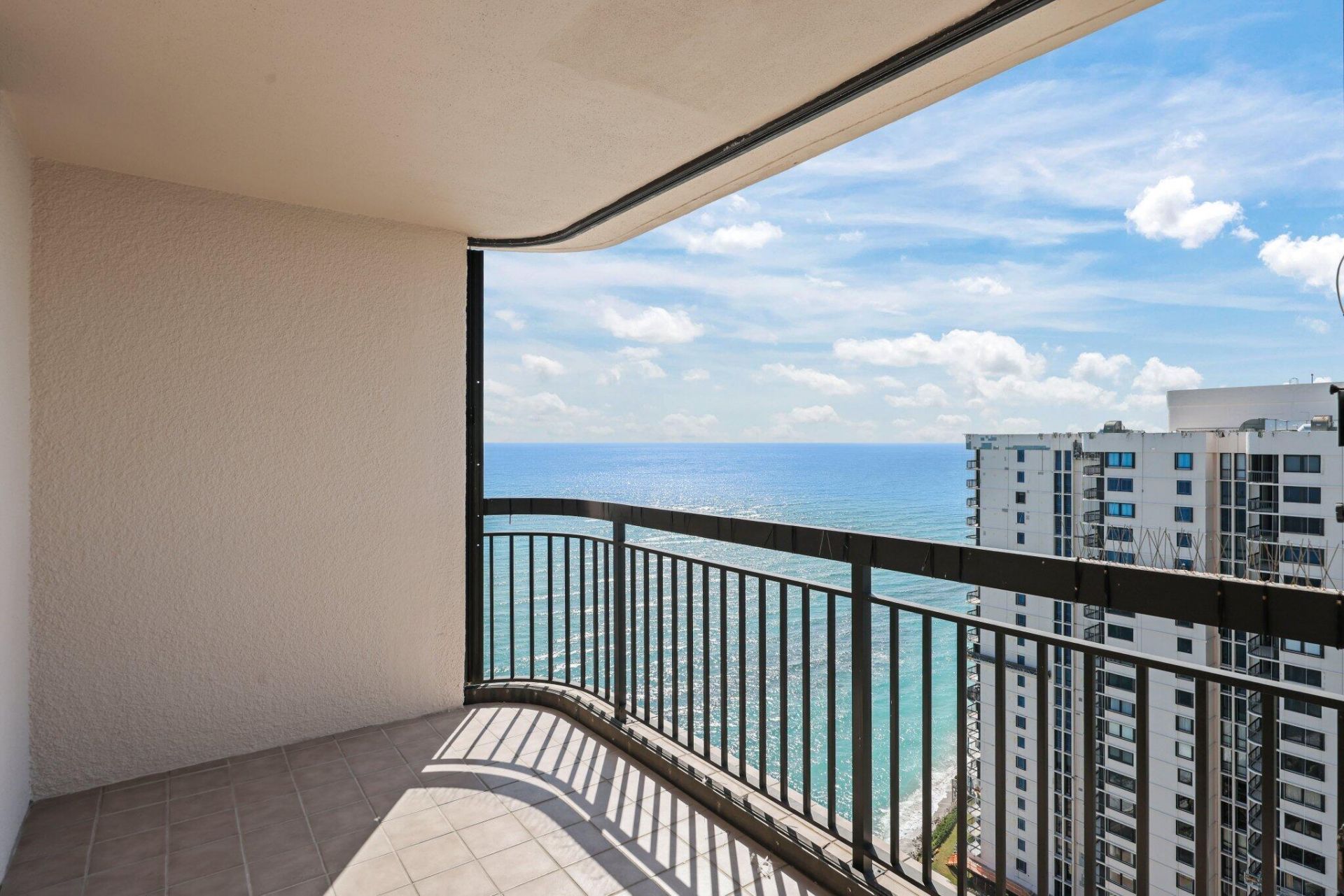 5380 N Ocean, Unit 24i, Riviera Beach, FL 33404 Photo