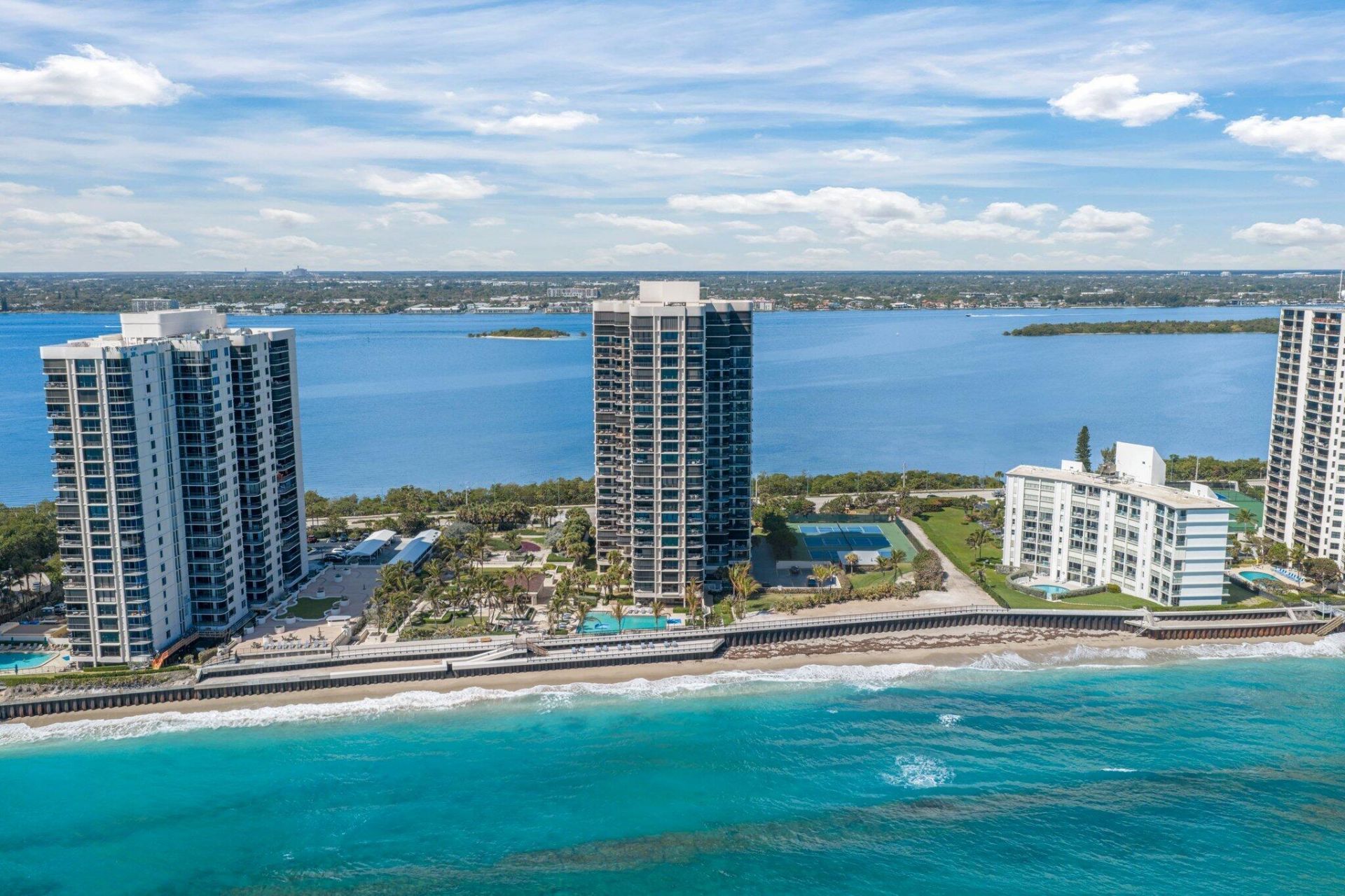 5380 N Ocean, Unit 24i, Riviera Beach, FL 33404 Photo