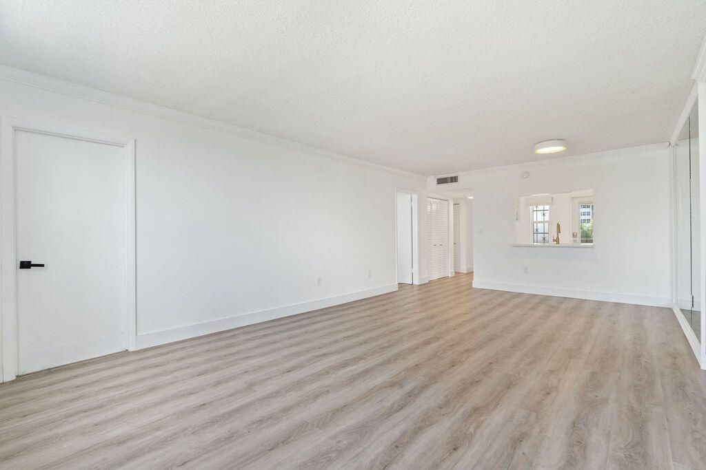 1893 S Ocean Drive, Unit 503, Hallandale Beach, FL 33009 Photo