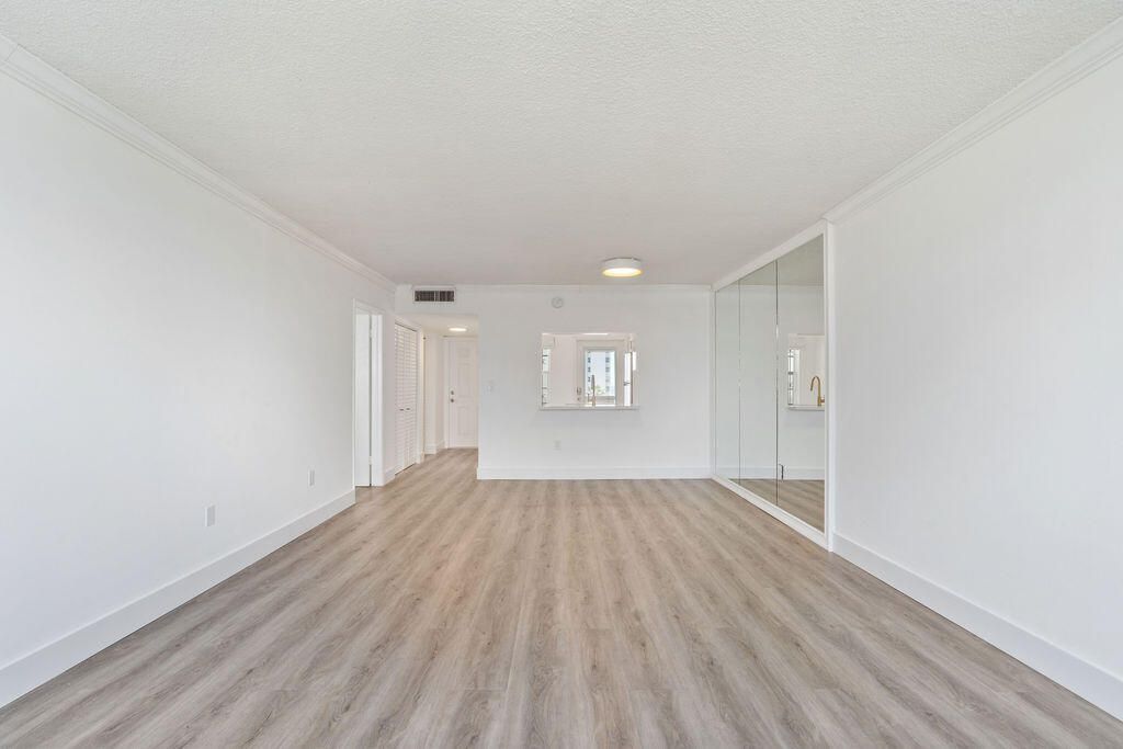 1893 S Ocean Drive, Unit 503, Hallandale Beach, FL 33009 Photo