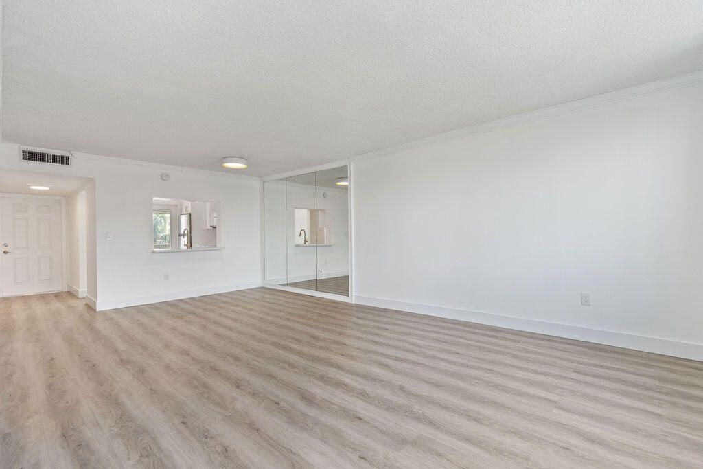 1893 S Ocean Drive, Unit 503, Hallandale Beach, FL 33009 Photo