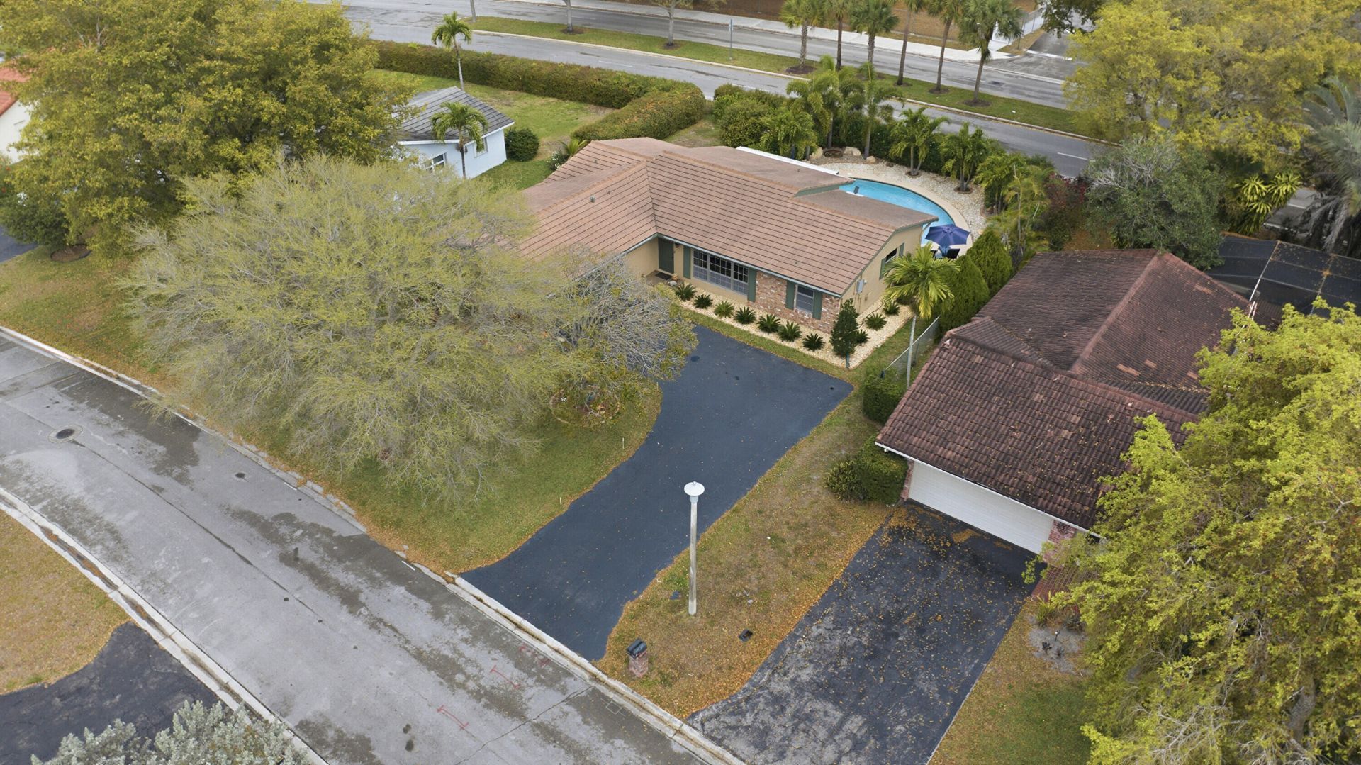 8611 NW 29th Drive, Coral Springs, FL 33065 Photo
