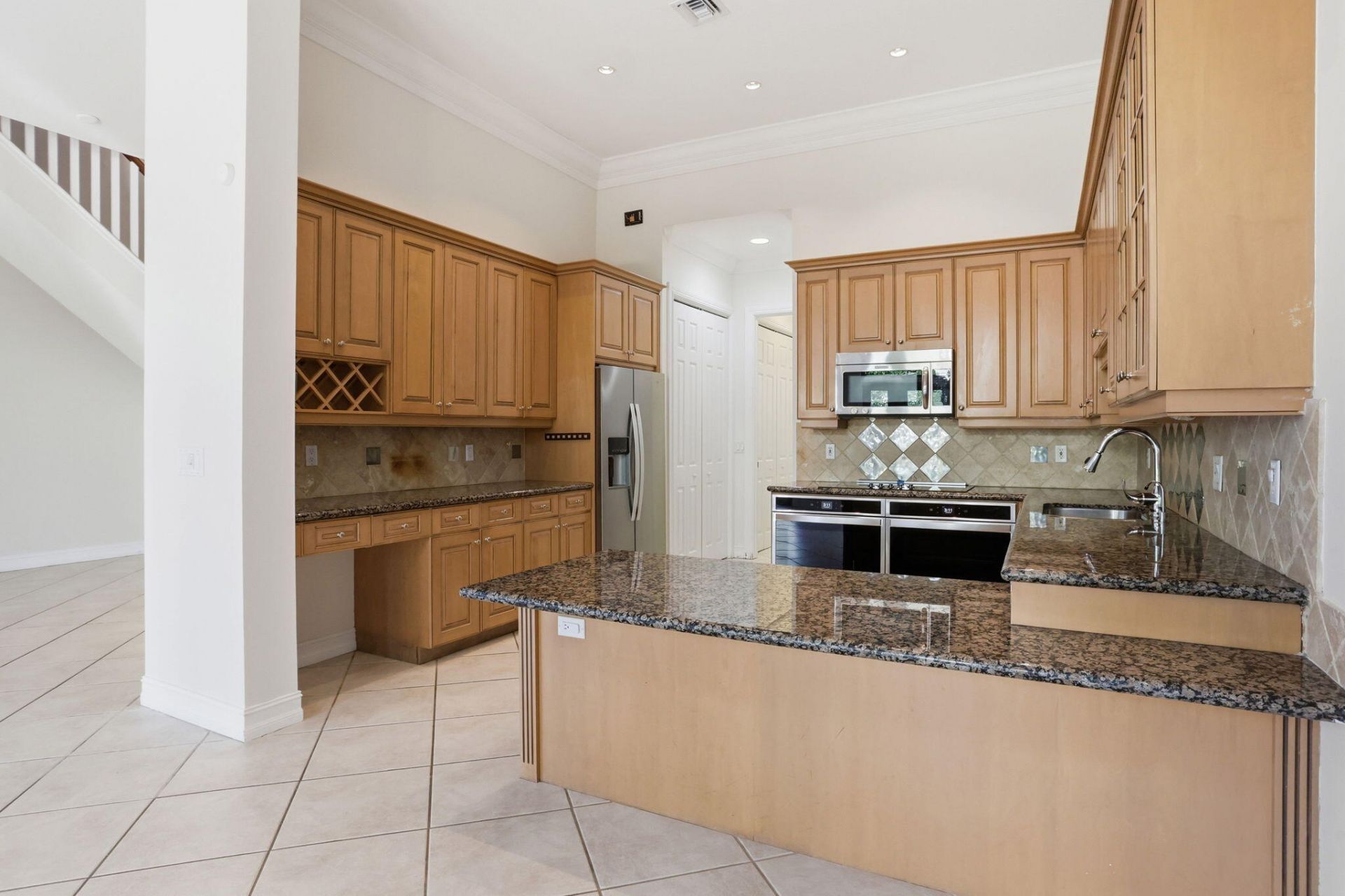 383 Redwood Lane, Boca Raton, FL 33487 Photo