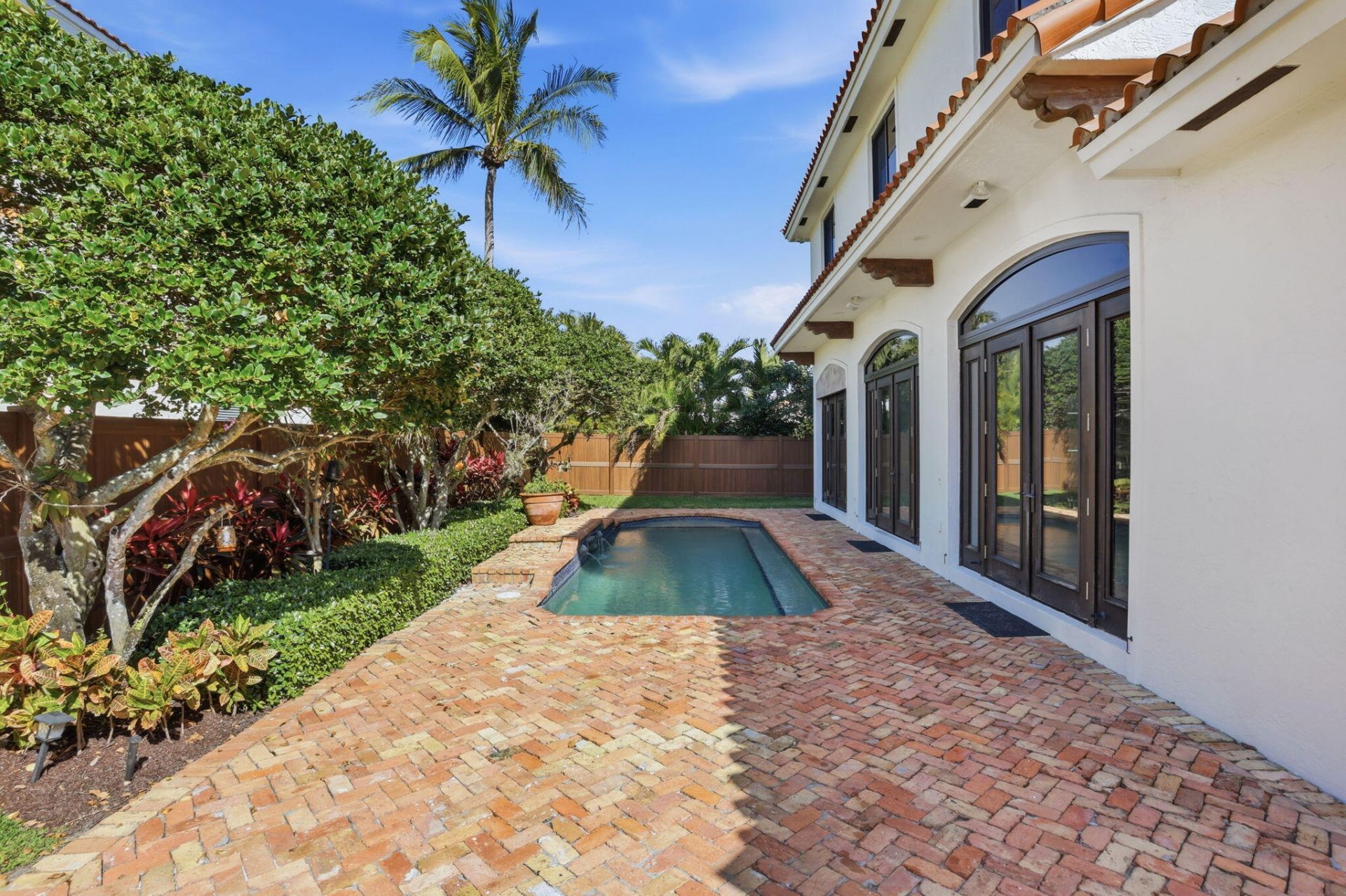 383 Redwood Lane, Boca Raton, FL 33487 Photo