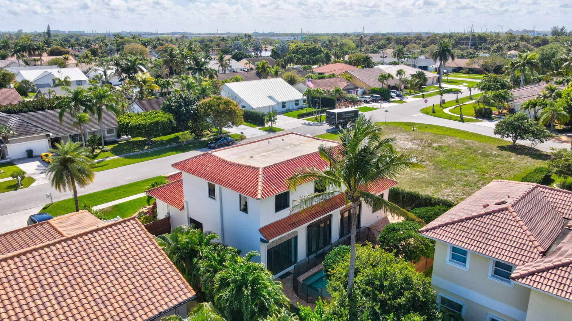 383 Redwood Lane, Boca Raton, FL 33487 Photo