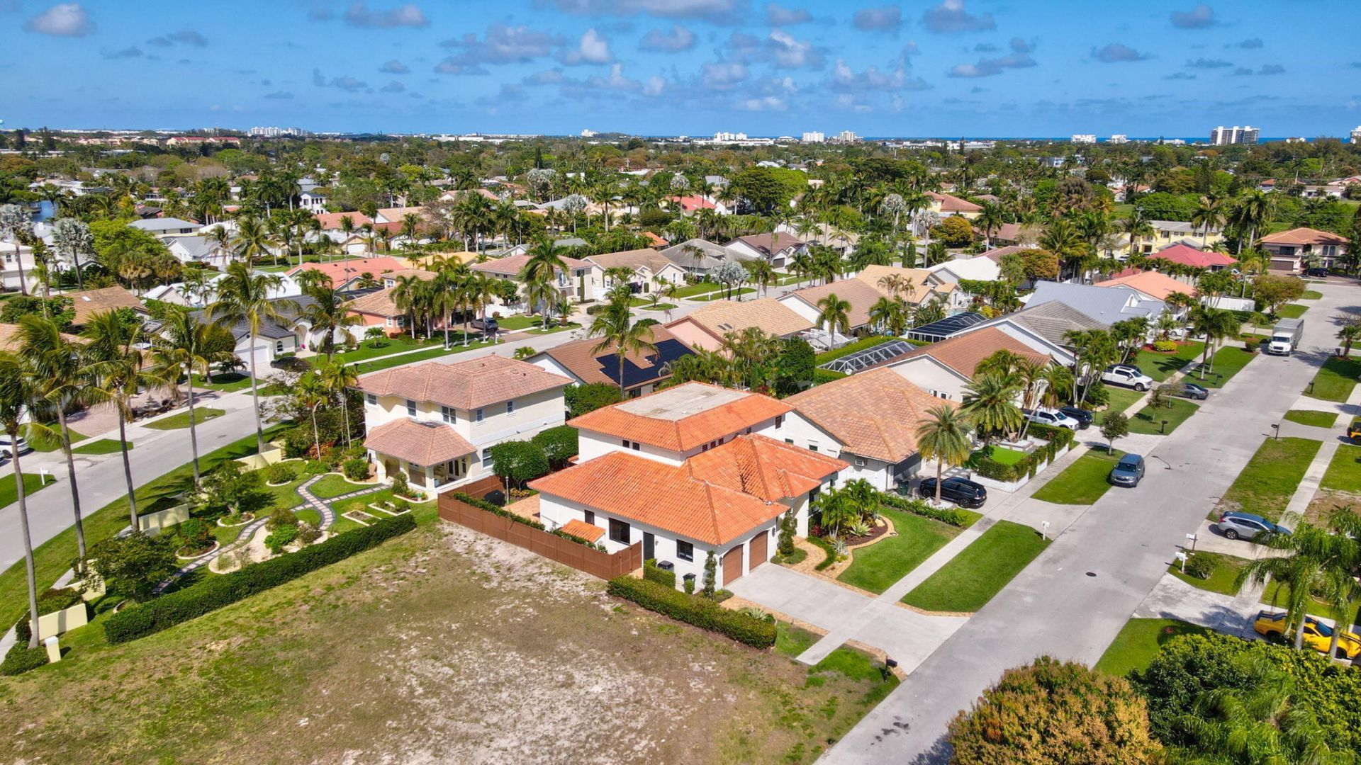 383 Redwood Lane, Boca Raton, FL 33487 Photo