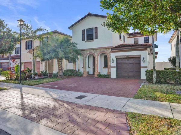 3460 W 103rd Terrace, Hialeah, FL 33018