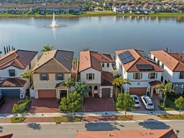 3460 W 103rd Terrace, Hialeah, FL 33018