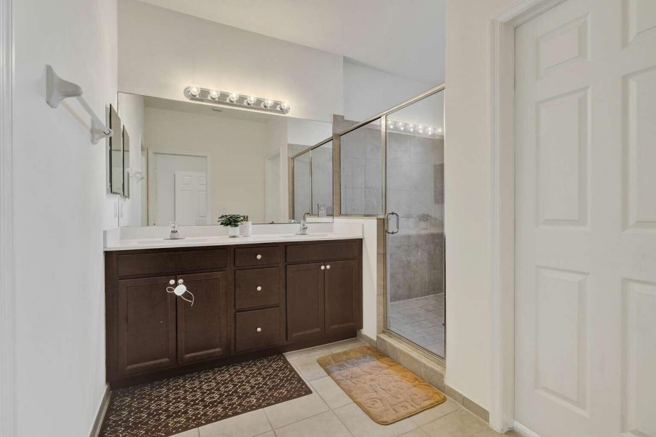 3460 W 103rd Terrace, Hialeah, FL 33018 Photo