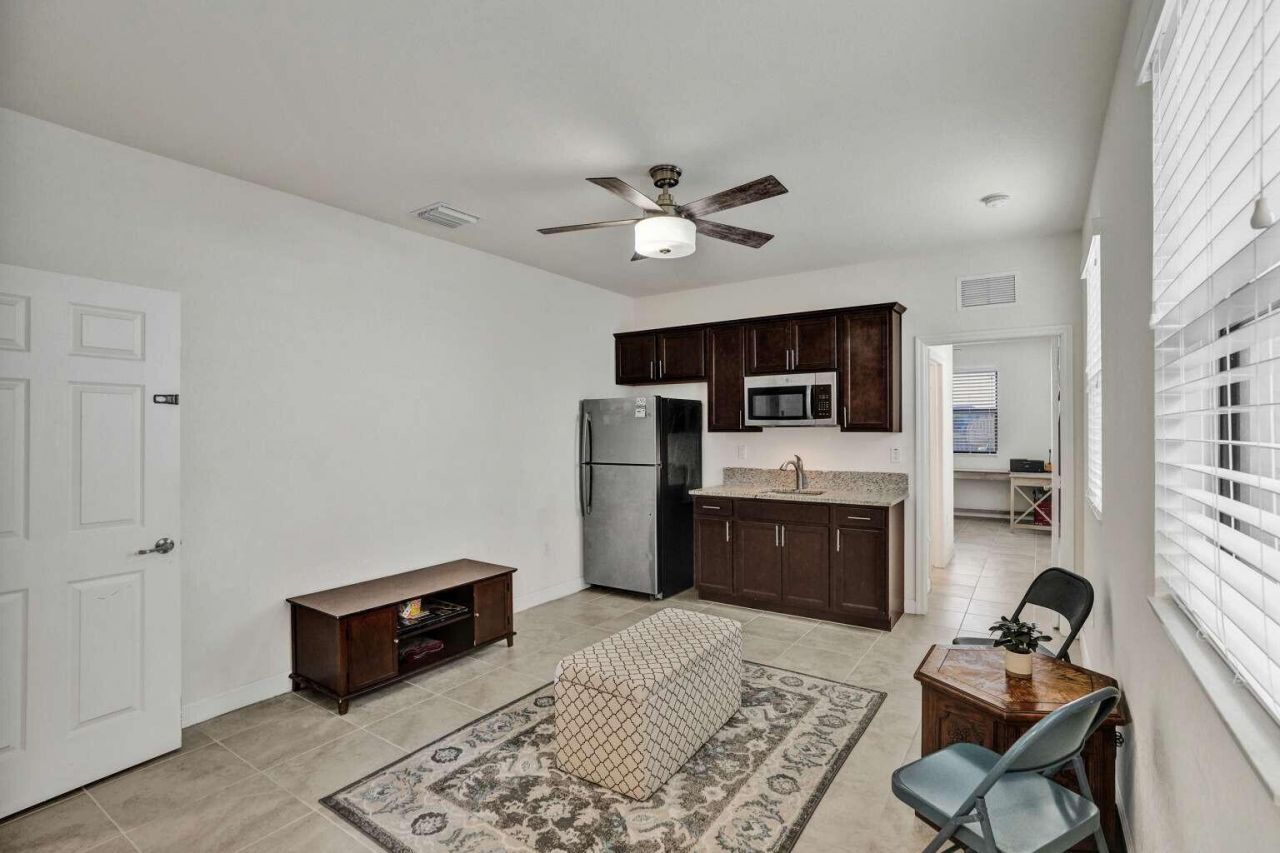 3460 W 103rd Terrace, Hialeah, FL 33018 Photo