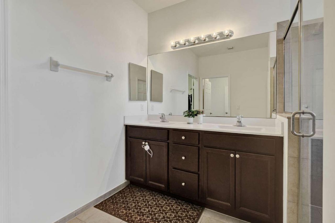 3460 W 103rd Terrace, Hialeah, FL 33018 Photo