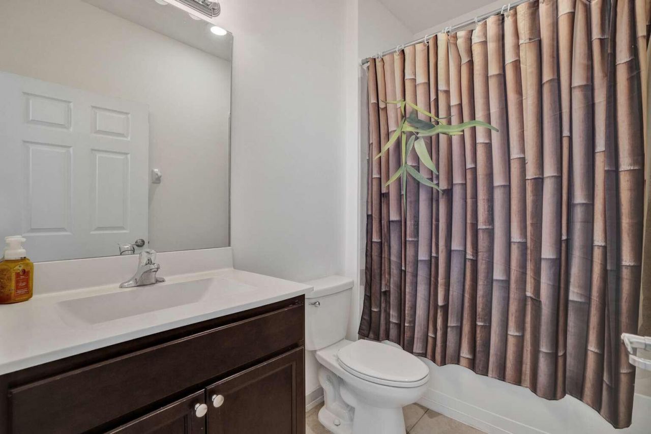 3460 W 103rd Terrace, Hialeah, FL 33018 Photo