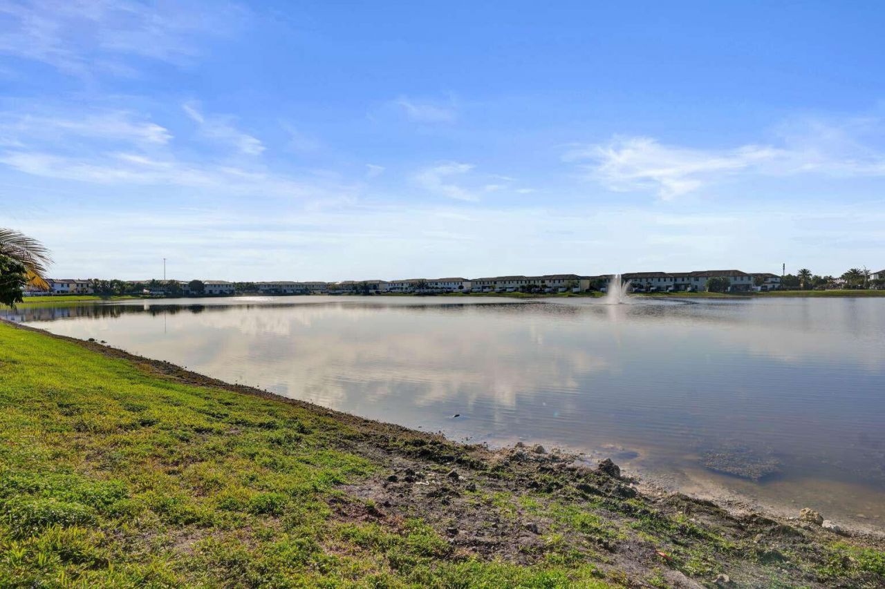 3460 W 103rd Terrace, Hialeah, FL 33018 Photo