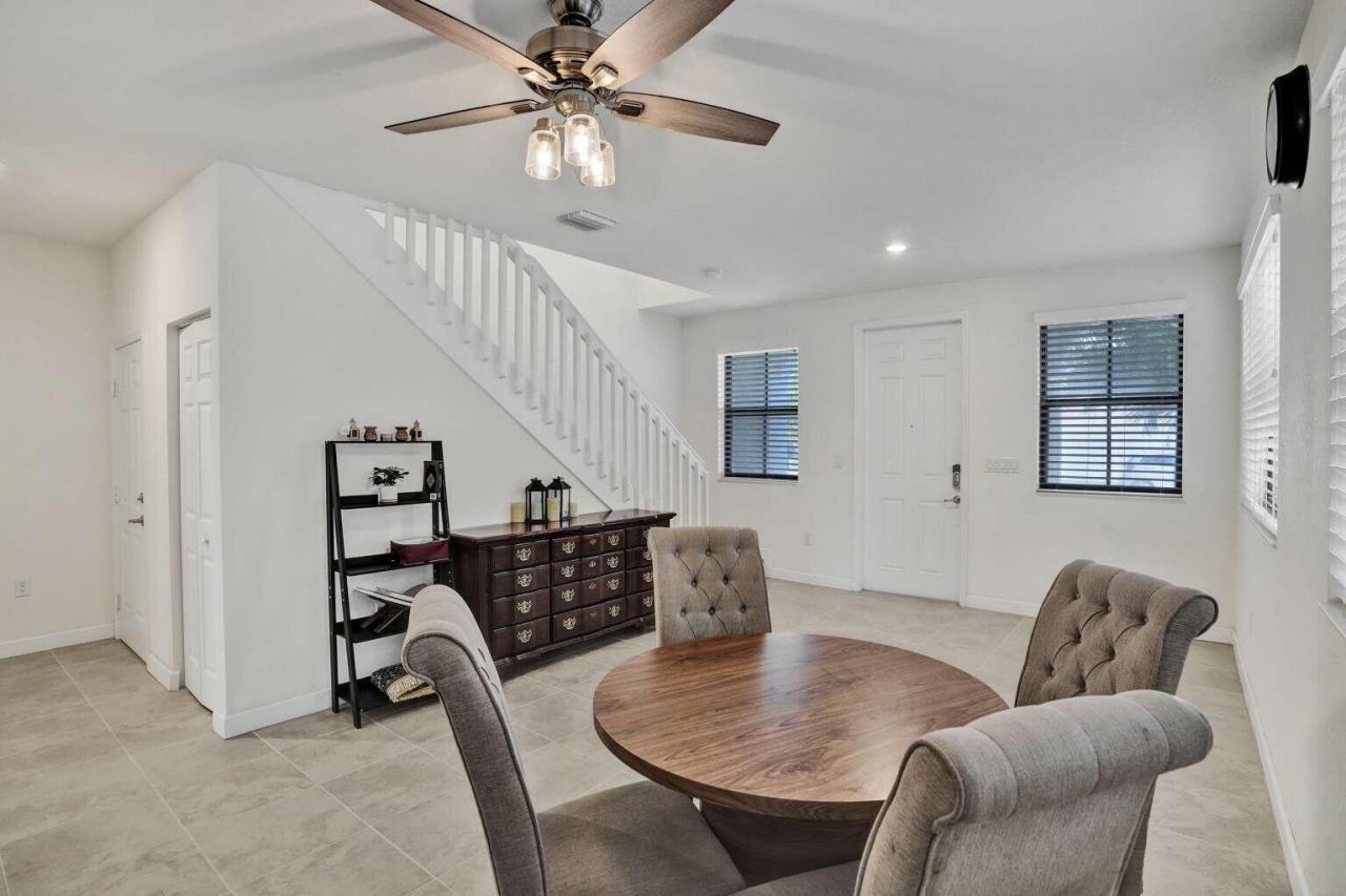 3460 W 103rd Terrace, Hialeah, FL 33018 Photo