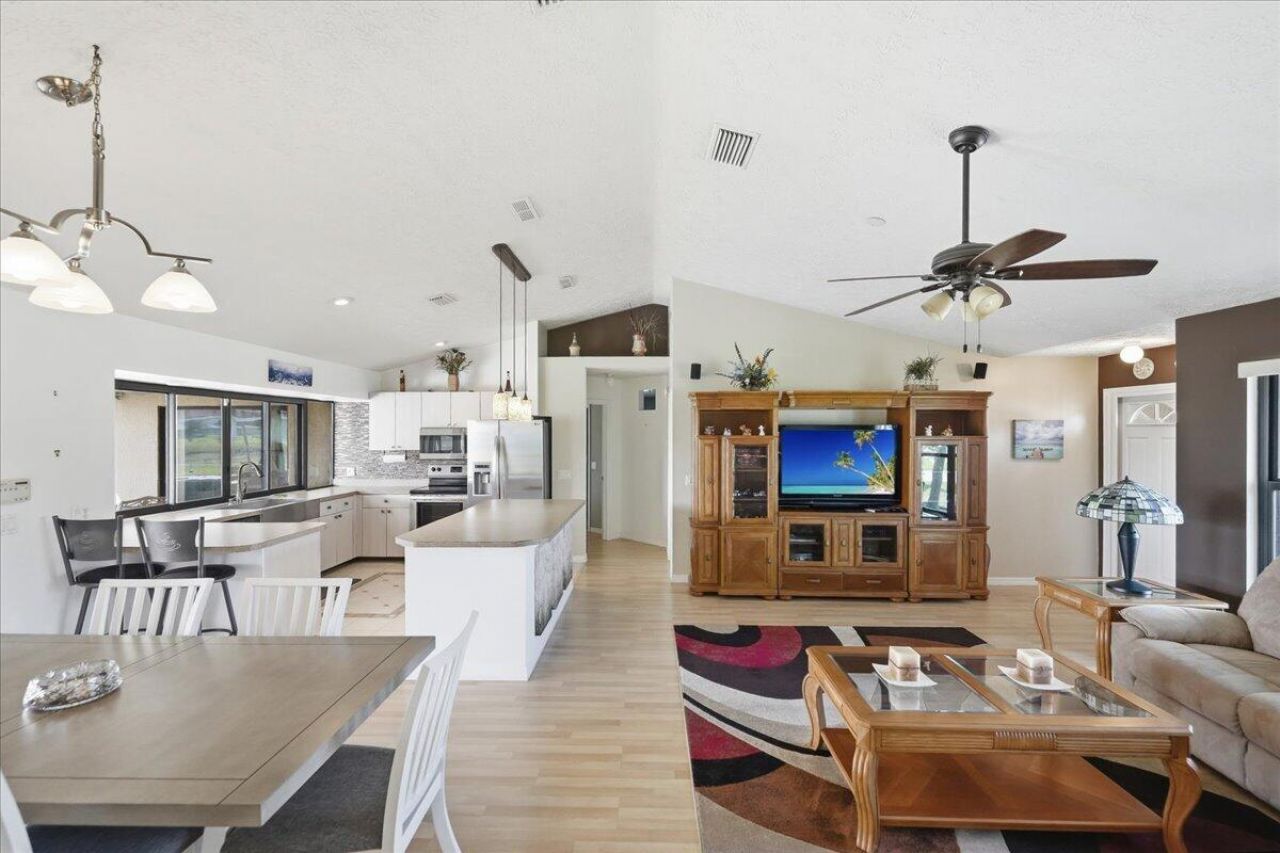 4964 NW Foxworth Avenue, Port Saint Lucie, FL 34983 Photo