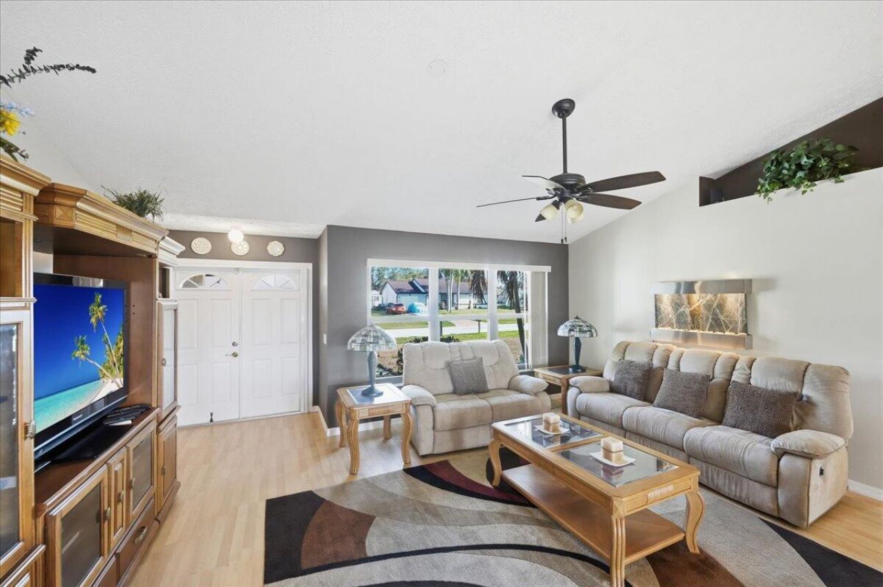 4964 NW Foxworth Avenue, Port Saint Lucie, FL 34983 Photo