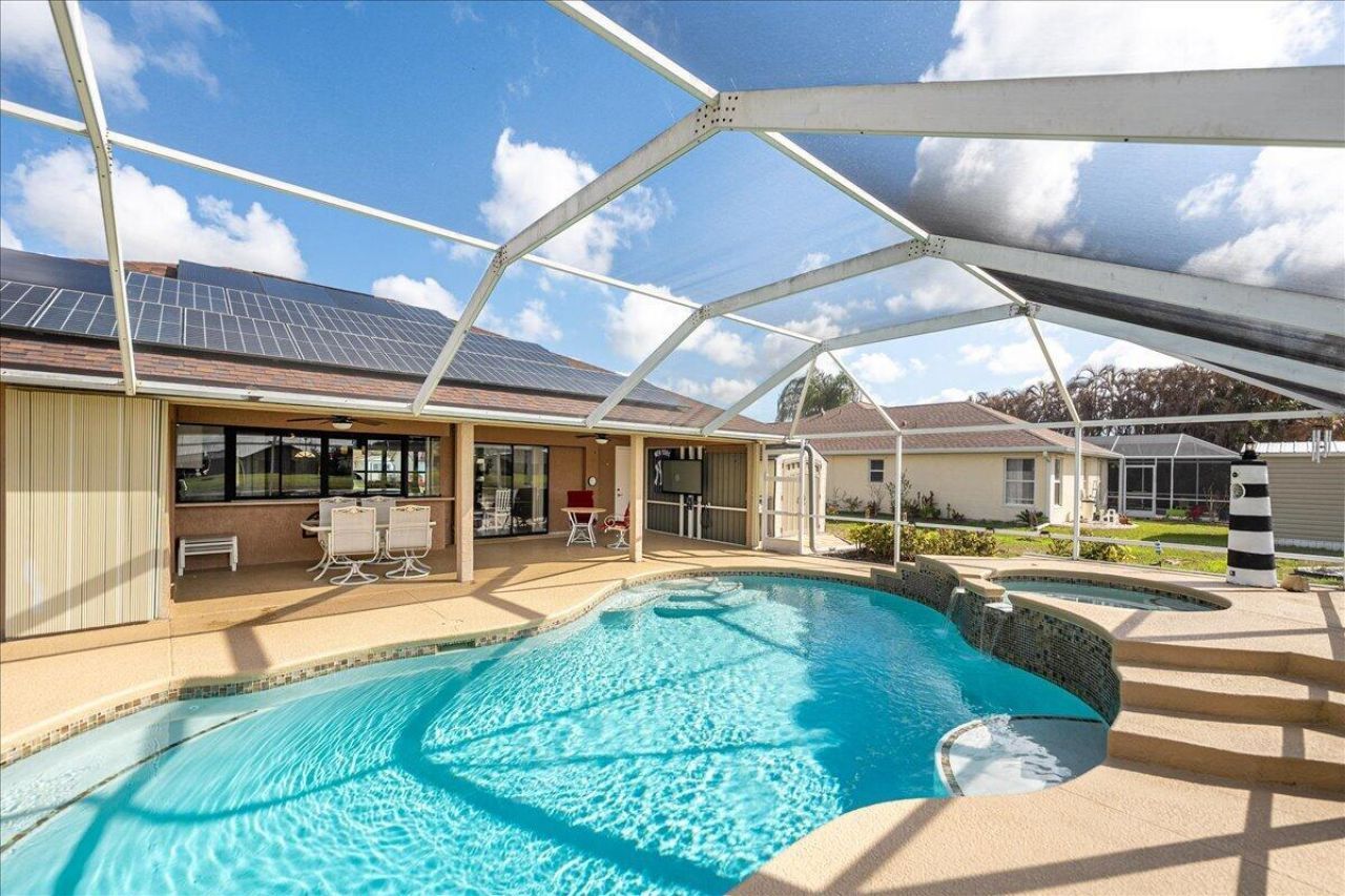 4964 NW Foxworth Avenue, Port Saint Lucie, FL 34983 Photo