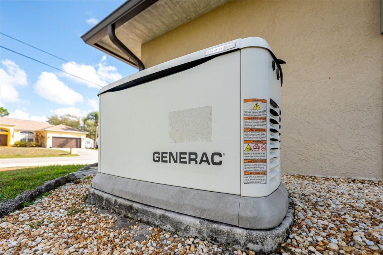 4964 NW Foxworth Avenue, Port Saint Lucie, FL 34983 Photo