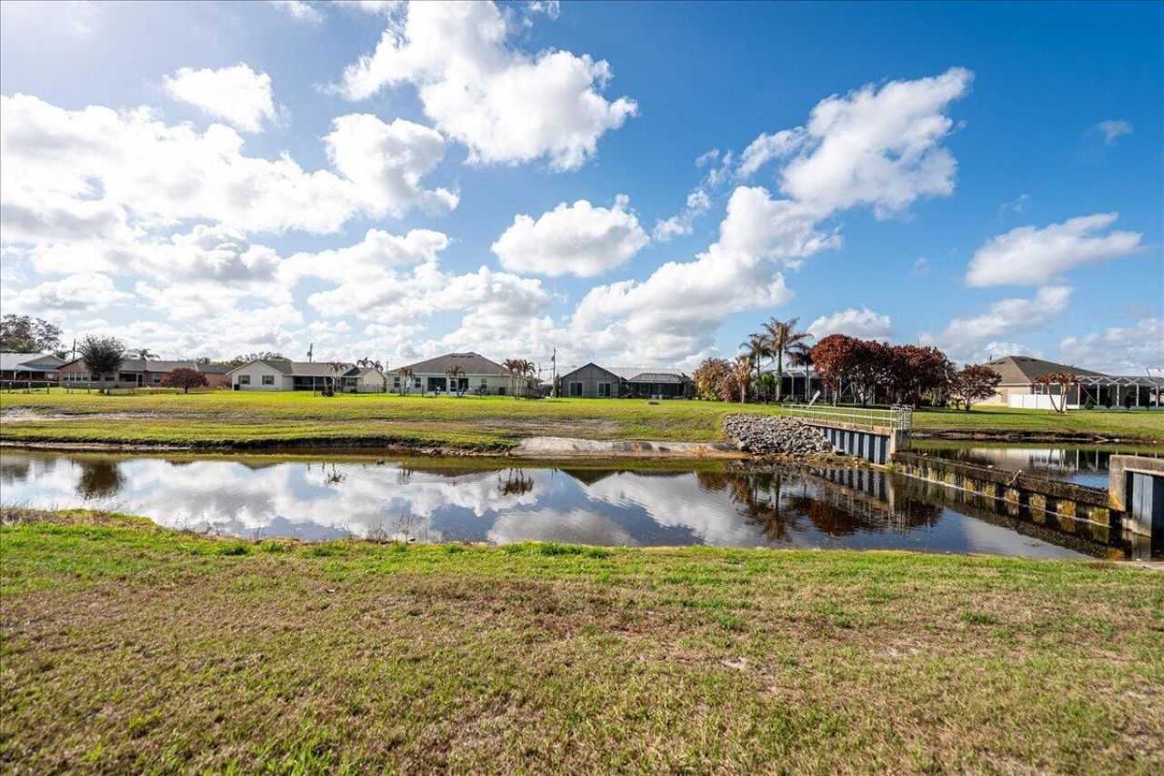 4964 NW Foxworth Avenue, Port Saint Lucie, FL 34983 Photo