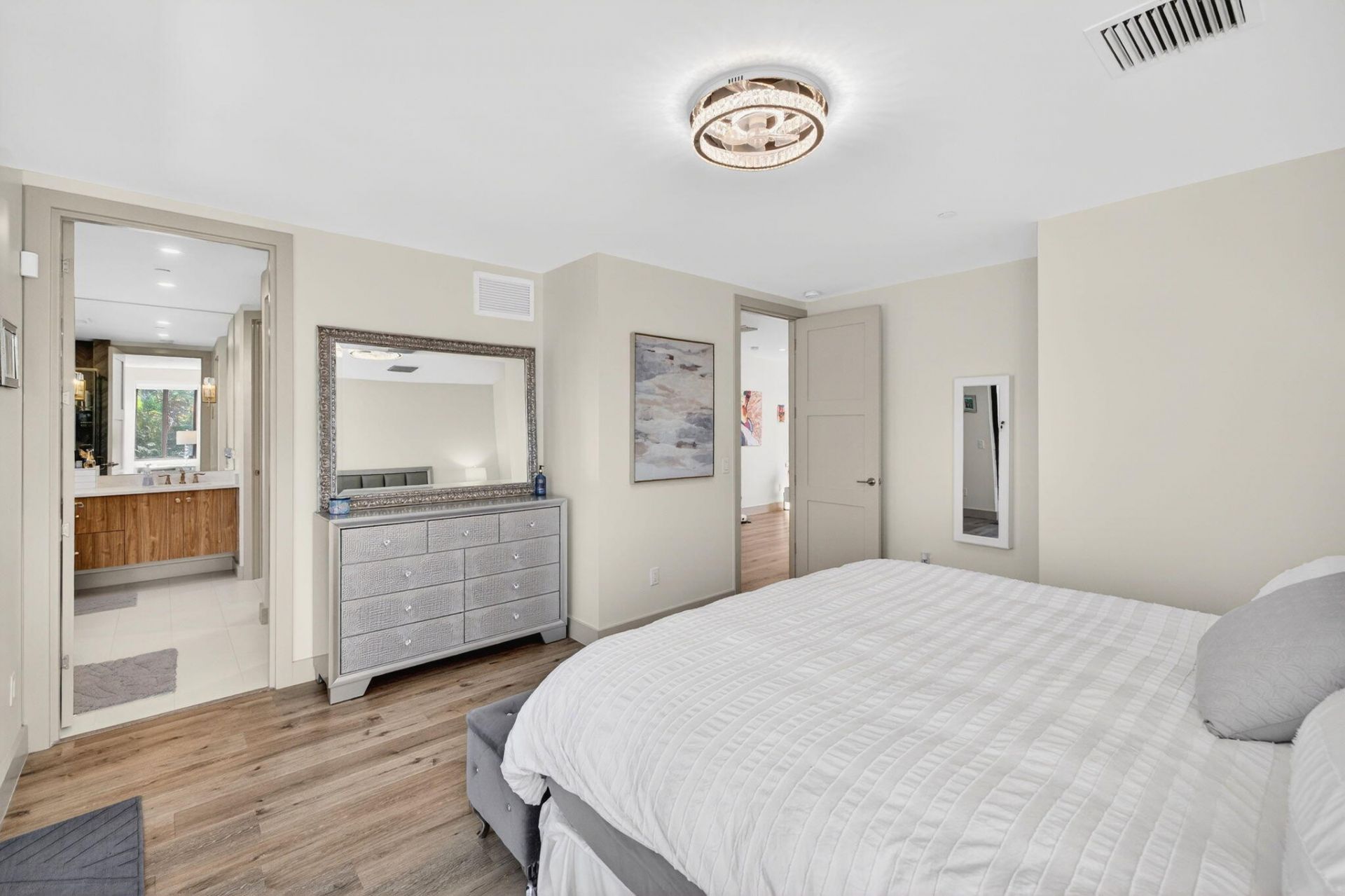 410 SE 12th, Fort Lauderdale, FL 33316 Photo