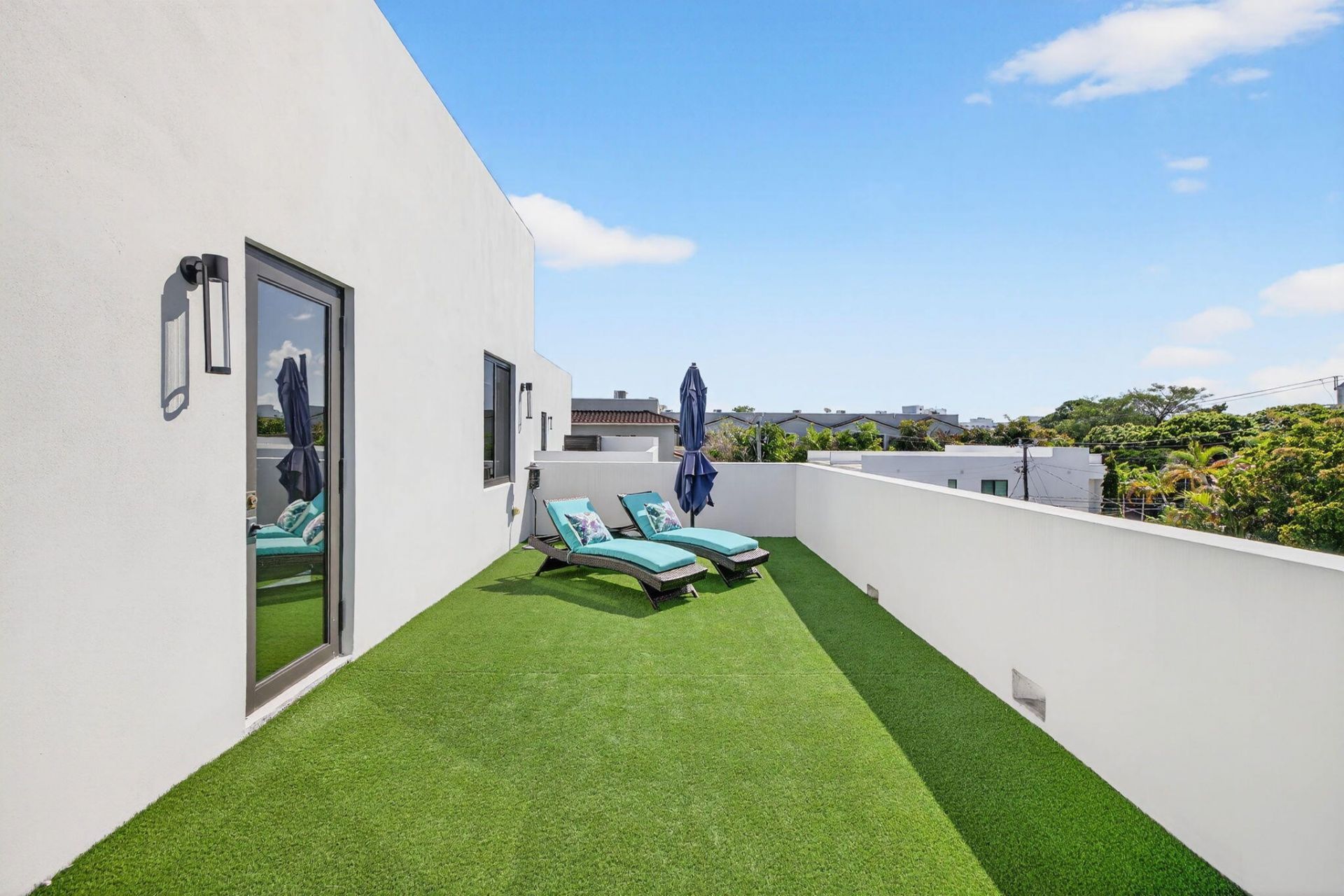 410 SE 12th, Fort Lauderdale, FL 33316 Photo