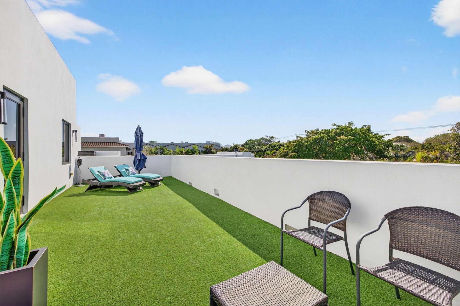 410 SE 12th, Fort Lauderdale, FL 33316 Photo