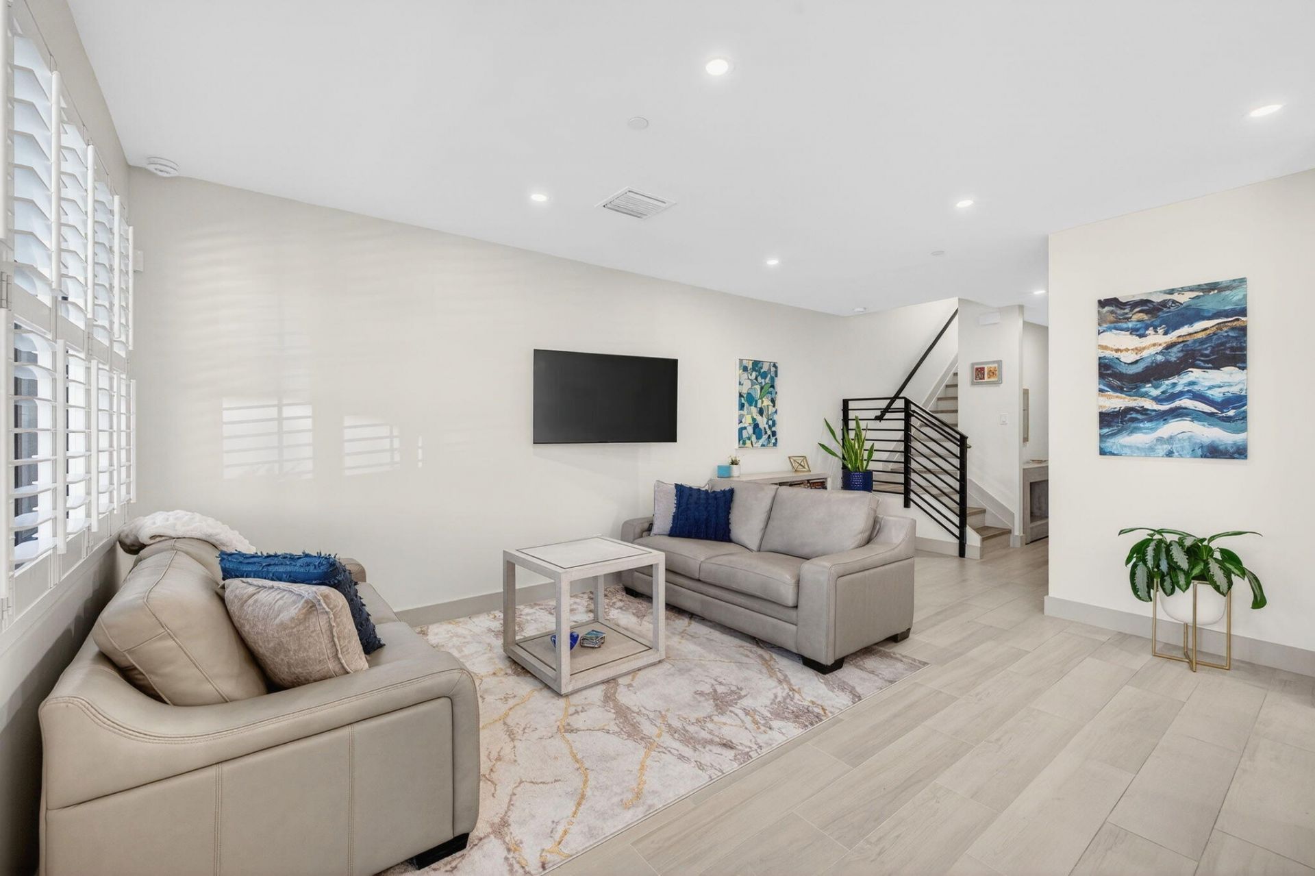 410 SE 12th, Fort Lauderdale, FL 33316 Photo