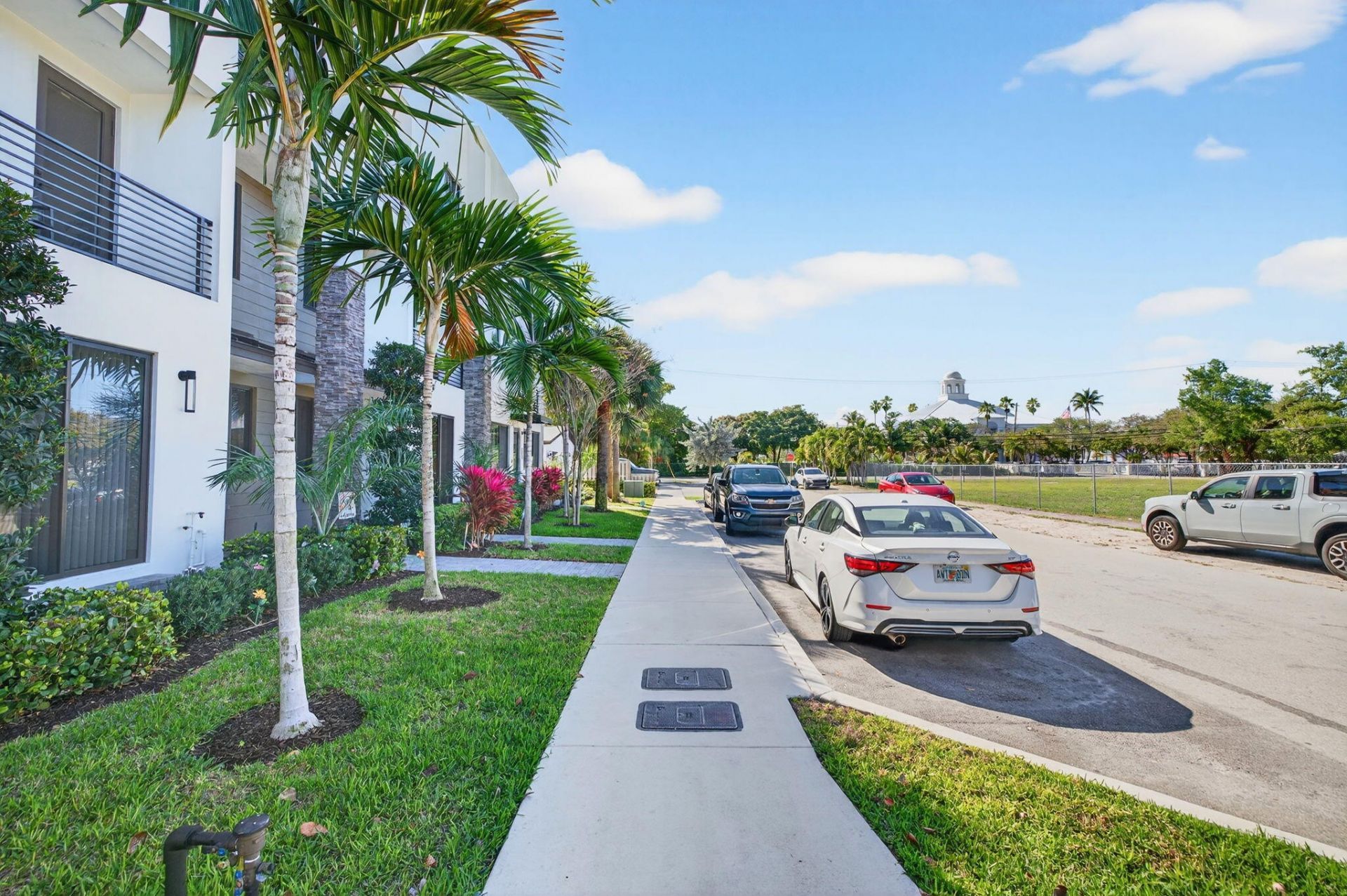 410 SE 12th, Fort Lauderdale, FL 33316 Photo