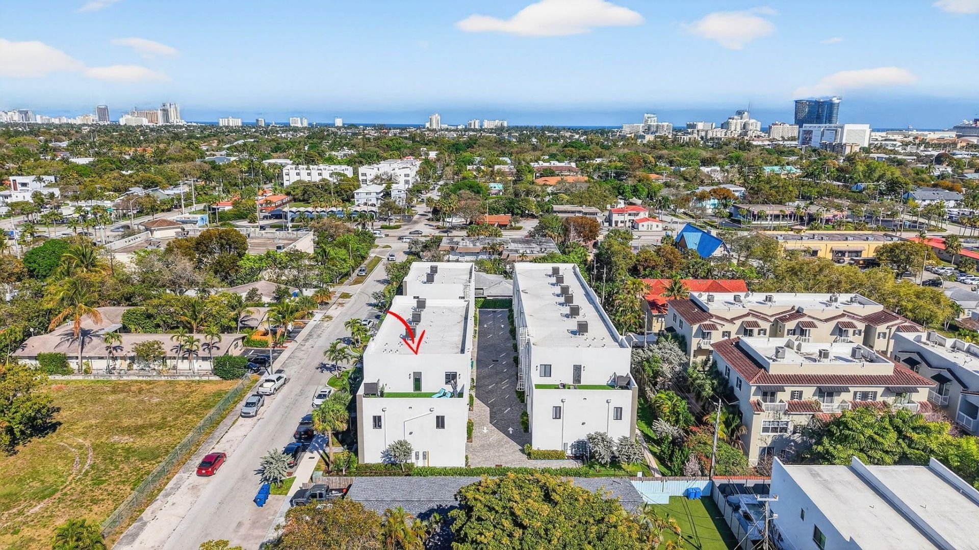 410 SE 12th, Fort Lauderdale, FL 33316 Photo