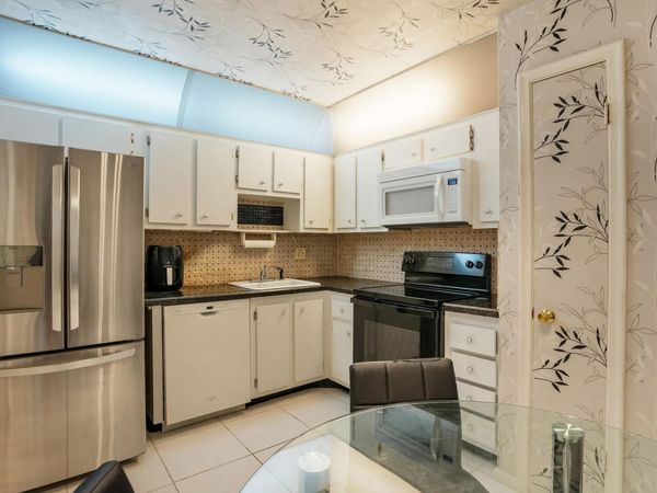 4751 NW 21st St, Unit 303, Lauderhill, FL 33313