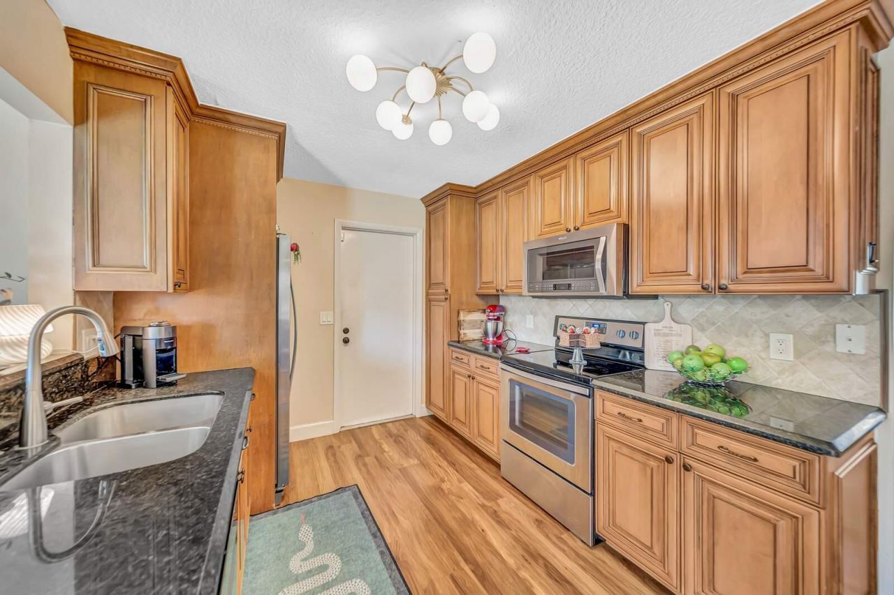 9298 Affirmed Lane, Boca Raton, FL 33496 Photo