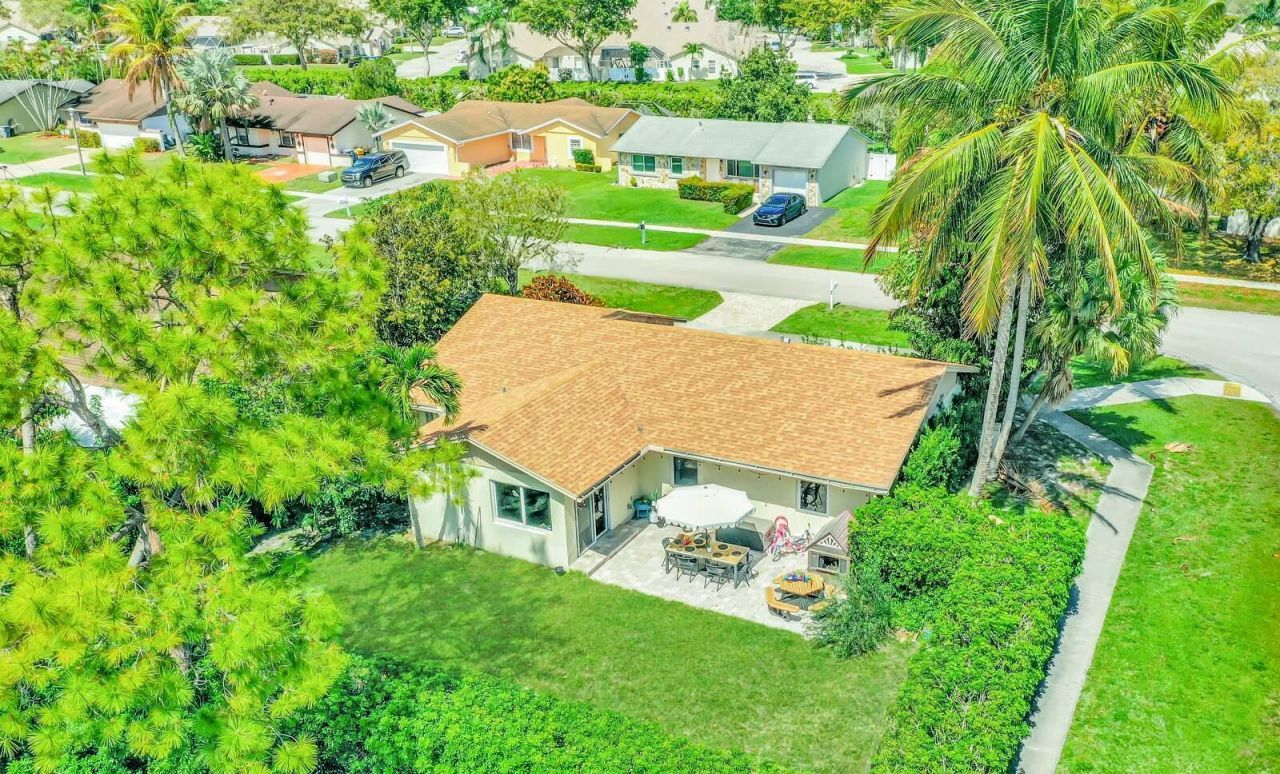 9298 Affirmed Lane, Boca Raton, FL 33496 Photo