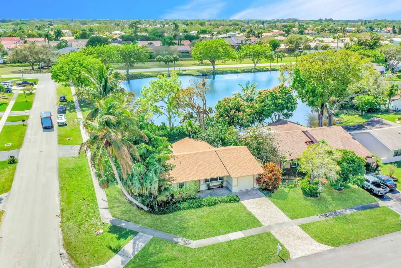 9298 Affirmed Lane, Boca Raton, FL 33496 Photo