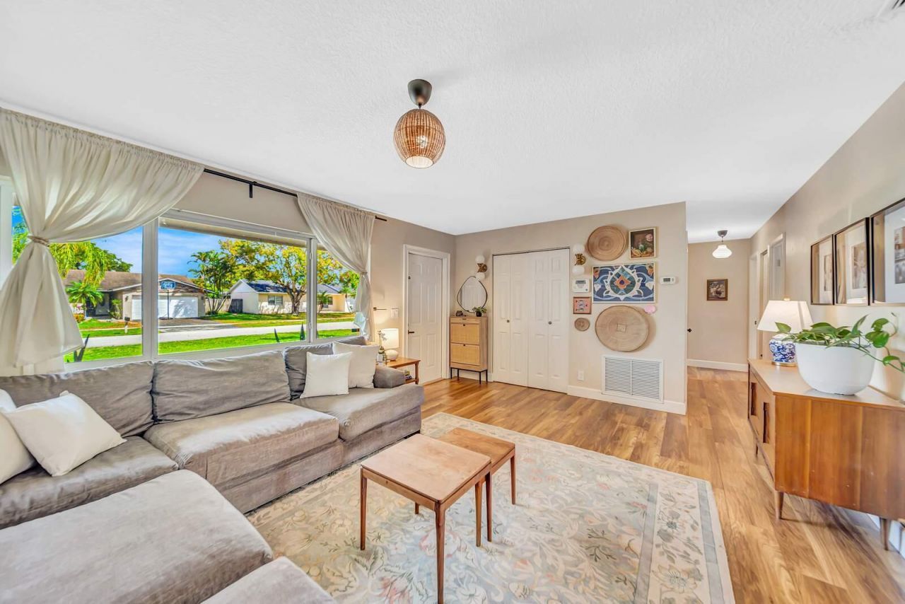 9298 Affirmed Lane, Boca Raton, FL 33496 Photo