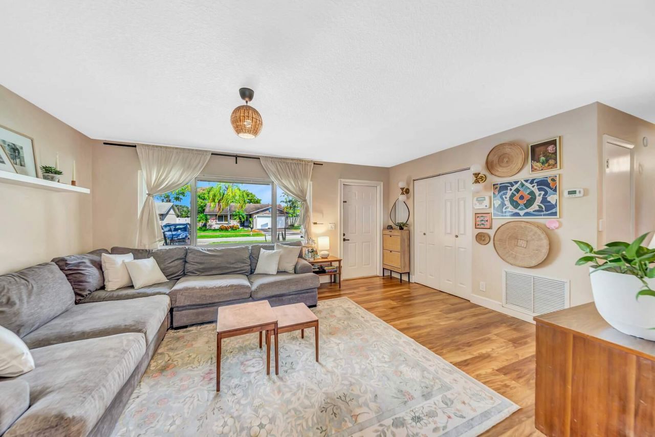 9298 Affirmed Lane, Boca Raton, FL 33496 Photo