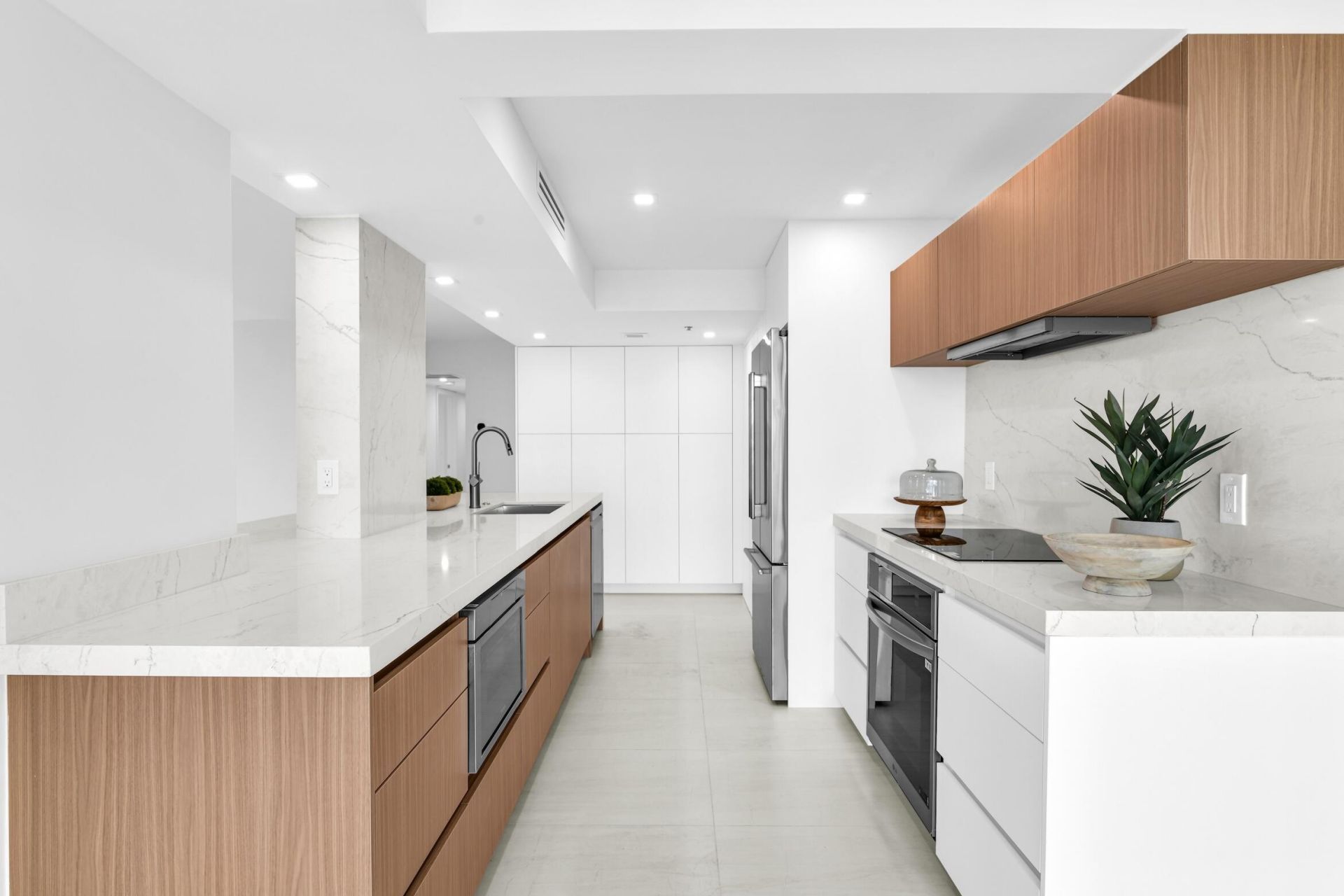 2001 N Ocean Boulevard, Unit 502, Boca Raton, FL 33431 Photo