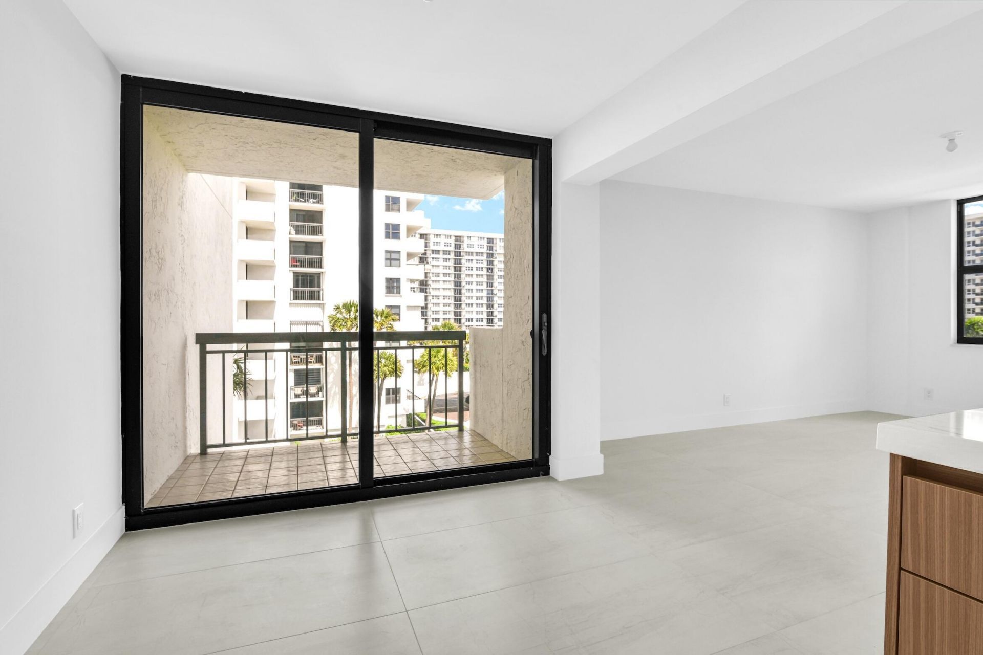 2001 N Ocean Boulevard, Unit 502, Boca Raton, FL 33431 Photo