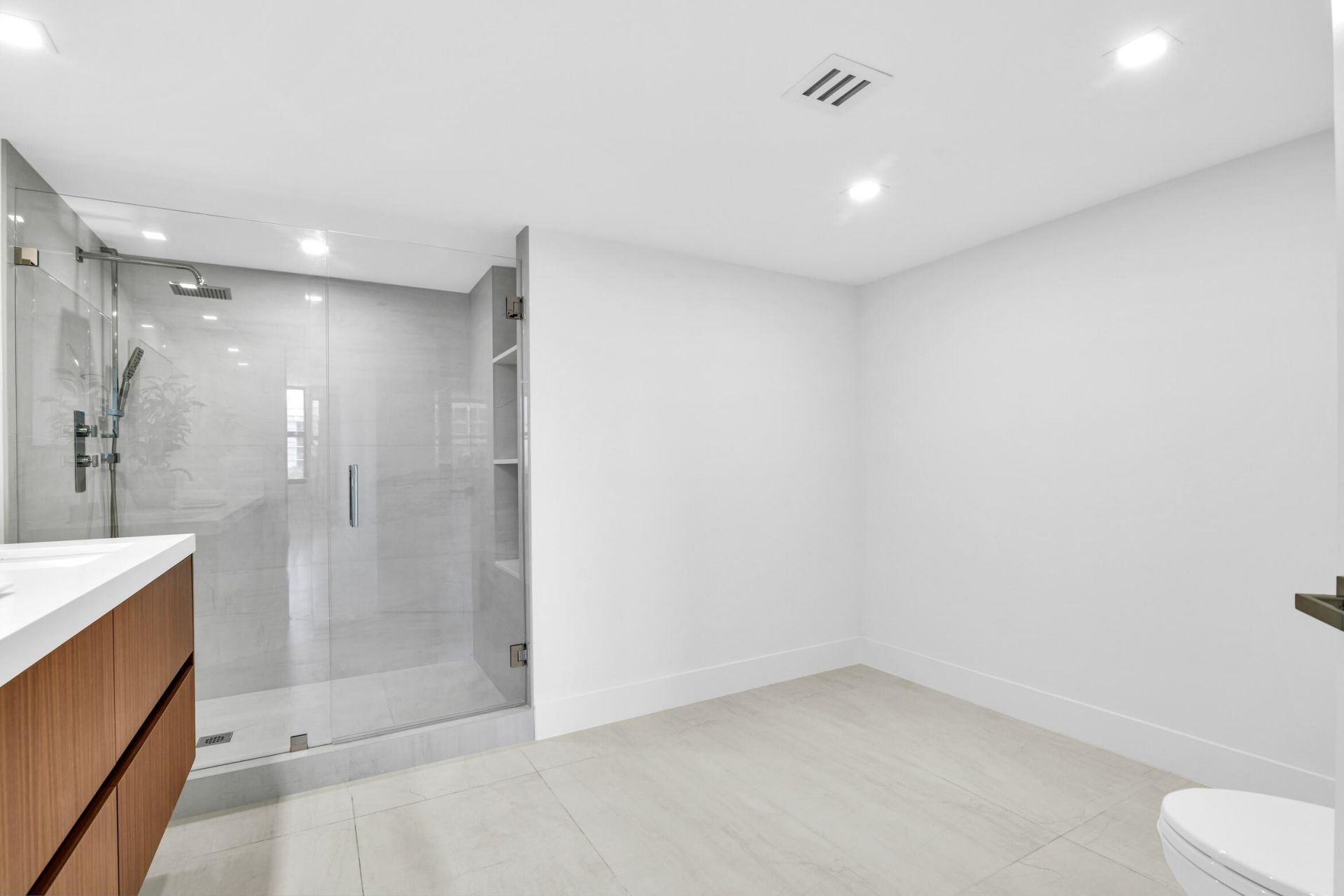 2001 N Ocean Boulevard, Unit 502, Boca Raton, FL 33431 Photo