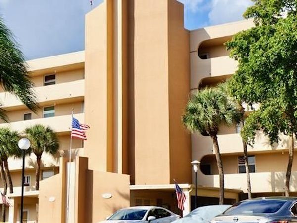 6461 NW 2nd Avenue, Unit 505, Boca Raton, FL 33487