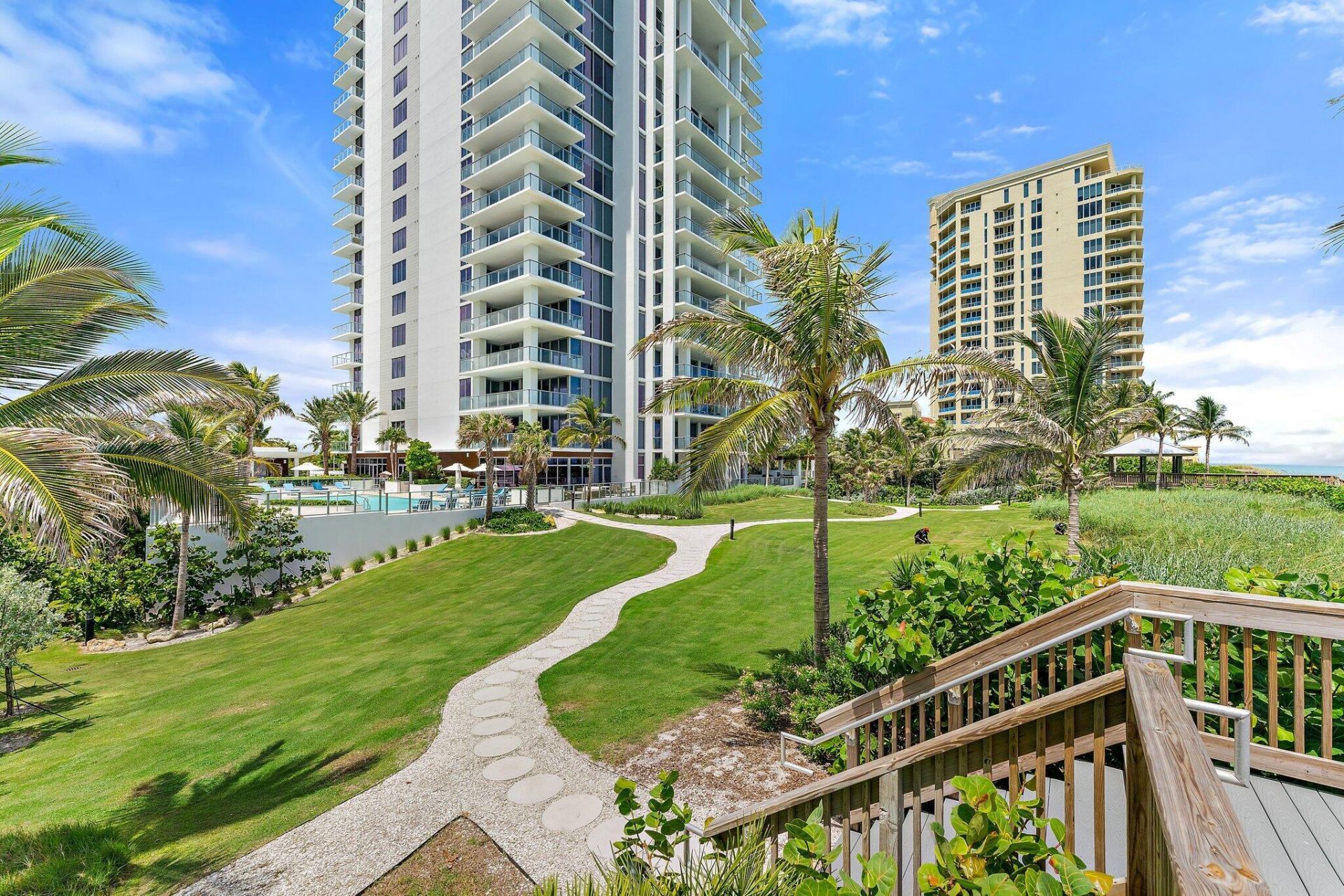 5000 N Ocean, Unit 1003, Singer Island, FL 33404 Photo