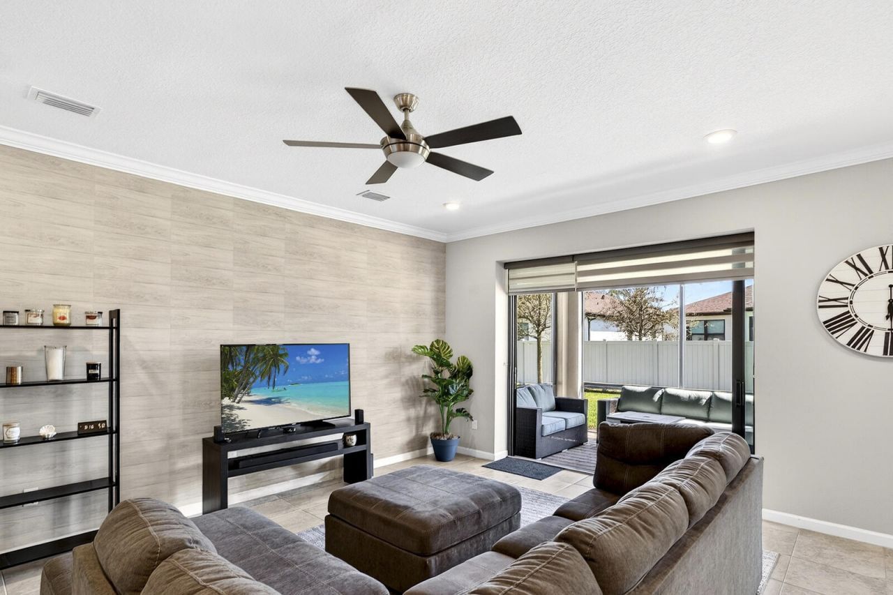 4615 Iron Street, Vero Beach, FL 32967 Photo