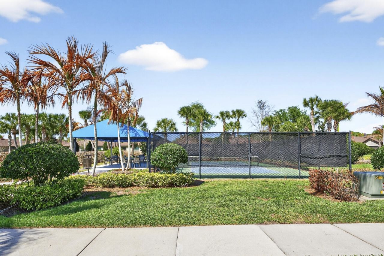 4615 Iron Street, Vero Beach, FL 32967 Photo