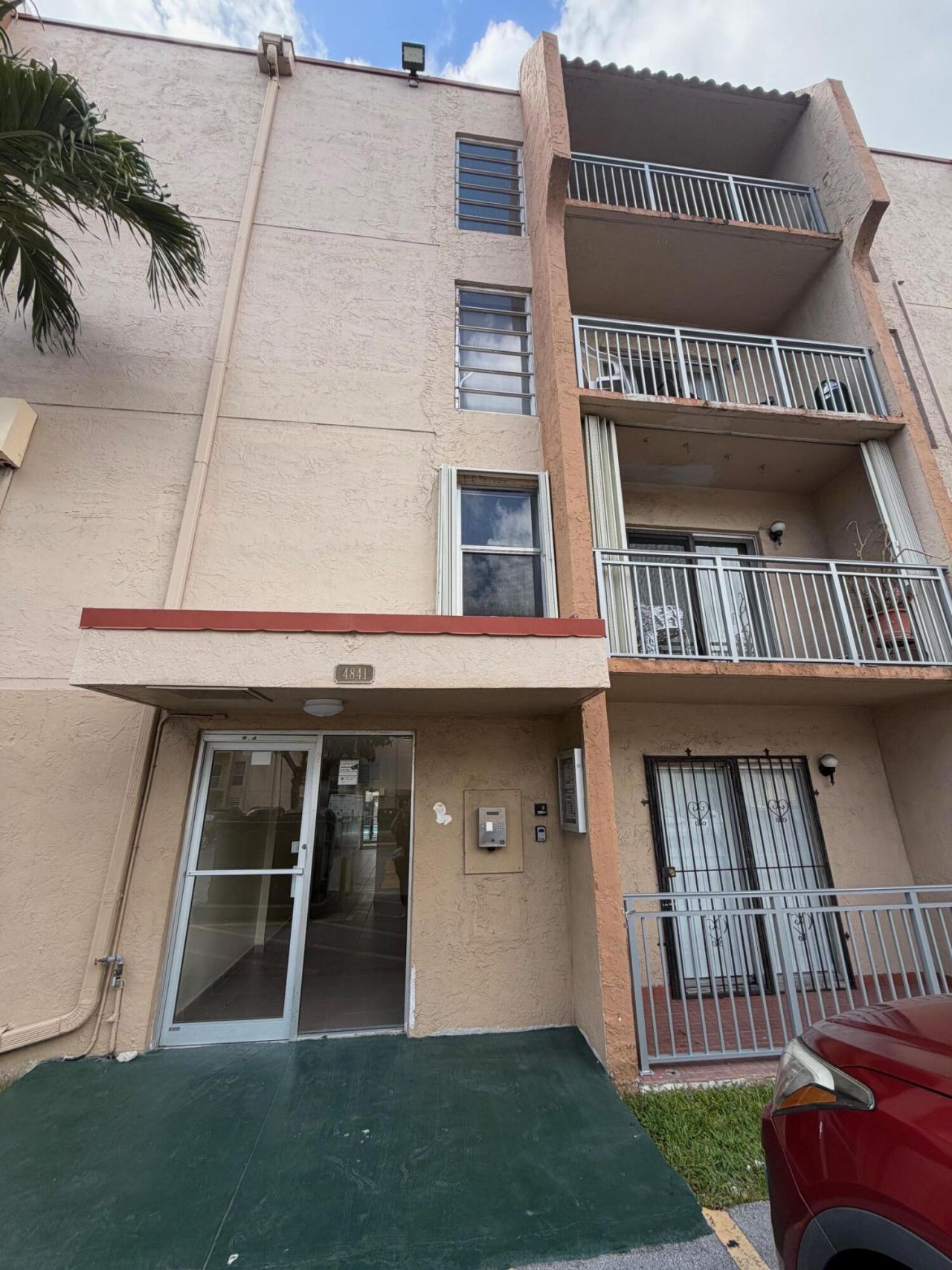 4841 NW 7th Street, Unit 308-4, Miami, FL 33126 Photo
