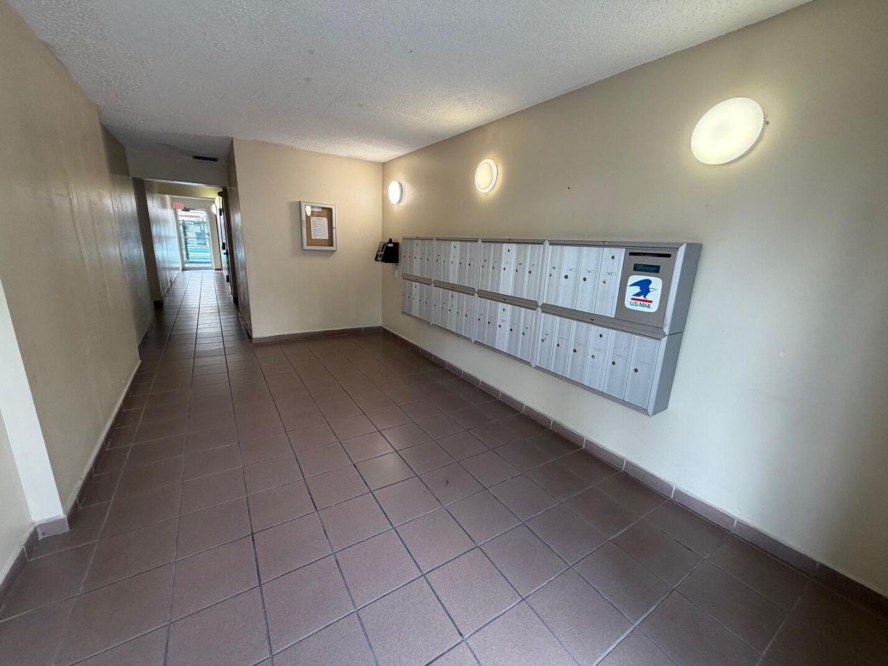 4841 NW 7th Street, Unit 308-4, Miami, FL 33126 Photo