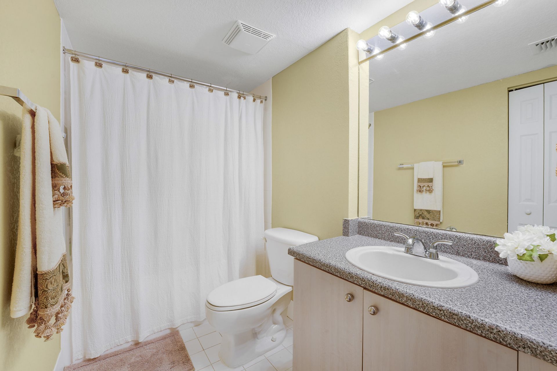 1801 N Flagler Dr, Unit 435, West Palm Beach, FL 33407 Photo