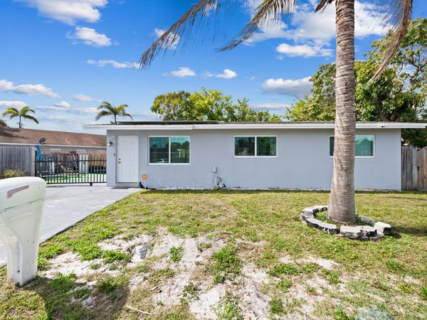 2511 SW 6th Street, Fort Lauderdale, FL 33312