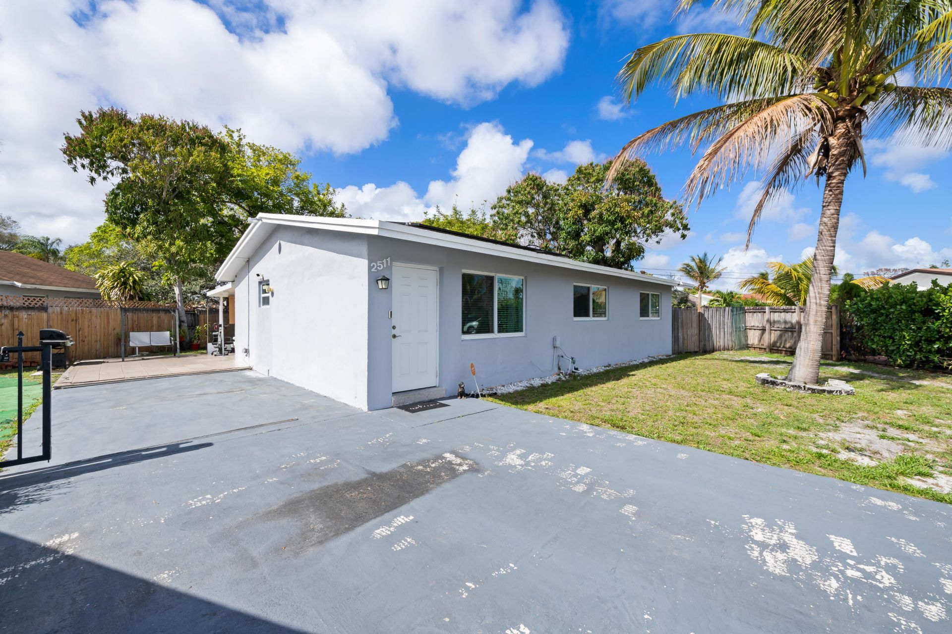 2511 SW 6th Street, Fort Lauderdale, FL 33312 Photo