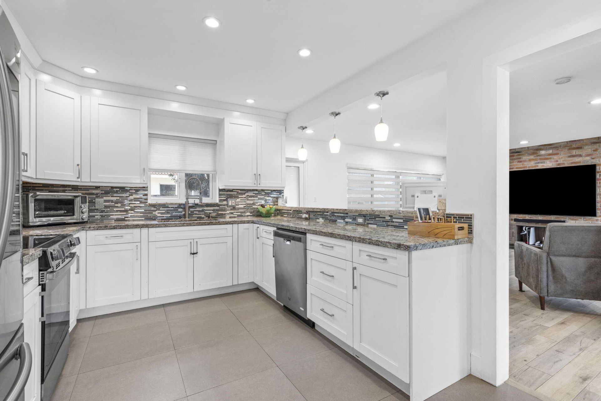 409 N 14th Avenue, Hollywood, FL 33020 Photo